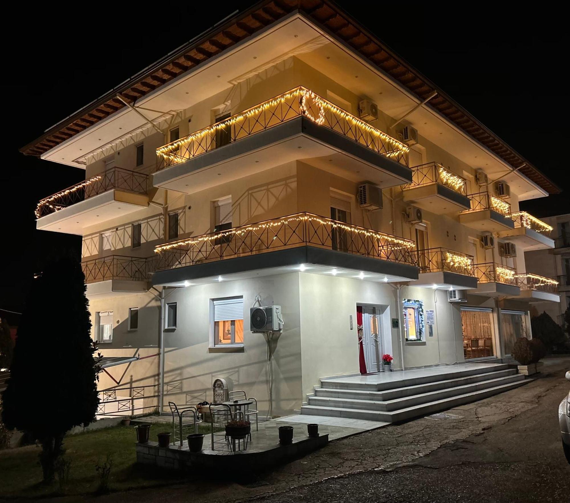 Elanthi Hostel 卡斯托里亚 外观 照片