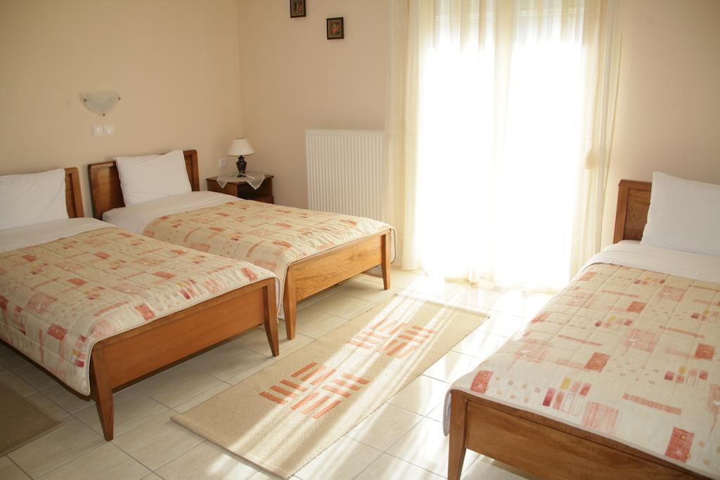 Elanthi Hostel 卡斯托里亚 客房 照片